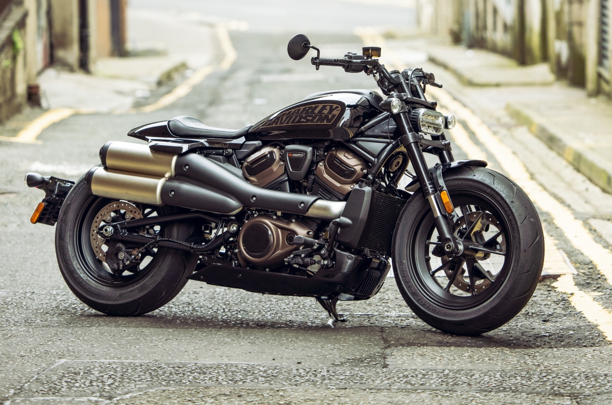 ব্যপক ছাড় মিলছে Harley Davidson বাইকে, এক ধাক্কায় দাম কমল 5 লাখ টাকা! সুযোগ মিস করবেন না ব্যপক ছাড় মিলছে Harley Davidson বাইকে, এক ধাক্কায় দাম কমল 5 লাখ টাকা! সুযোগ মিস করবেন না
